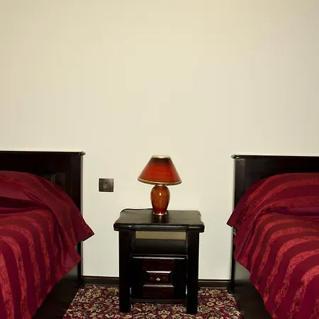 Rubis Hotel *